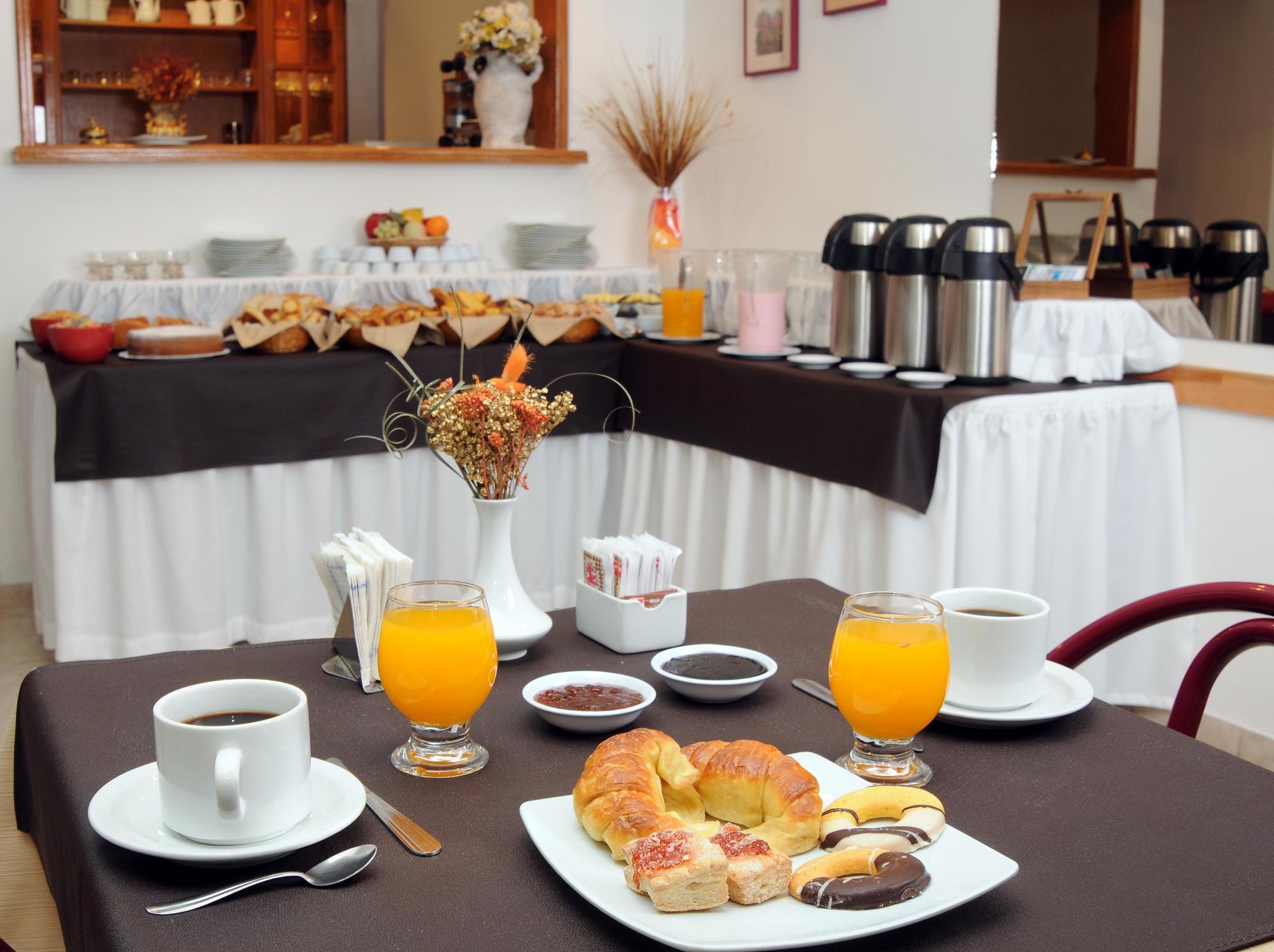 Hotel Salerno Villa Carlos Paz Eksteriør billede